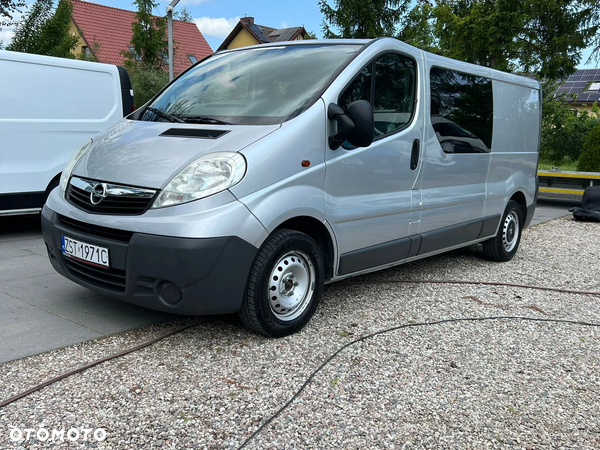 Opel VIVARO LONG BRYGADÓWKA 6 MIEJSC KLIMATYZACJA