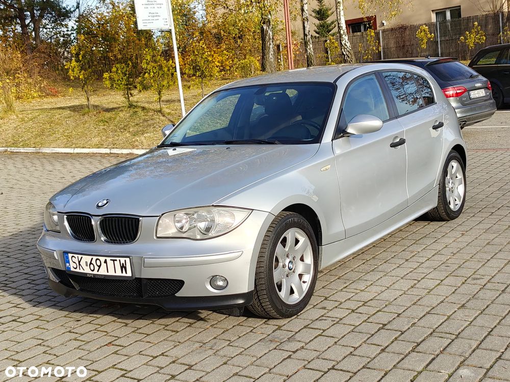 BMW Seria 1 116i - 23