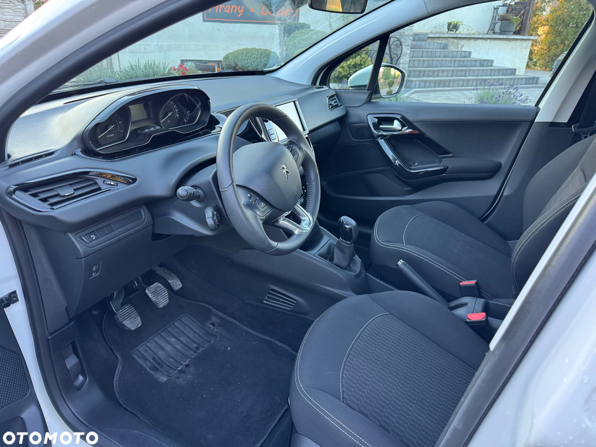 Peugeot 208 1.2 PureTech Access - 13