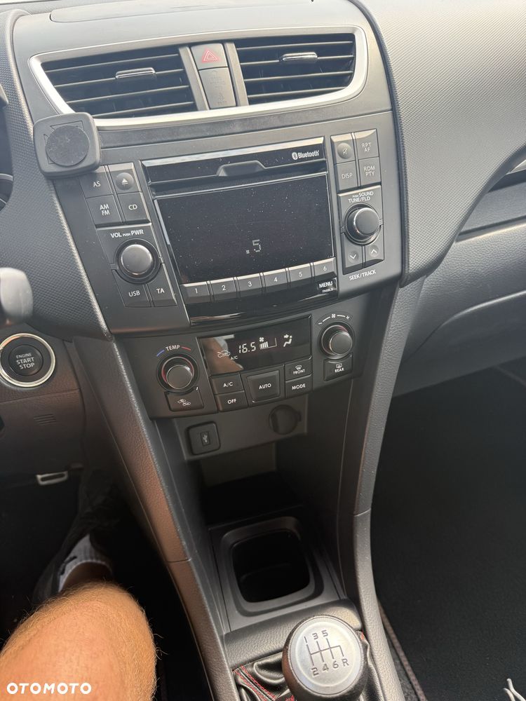 Suzuki Swift - 7
