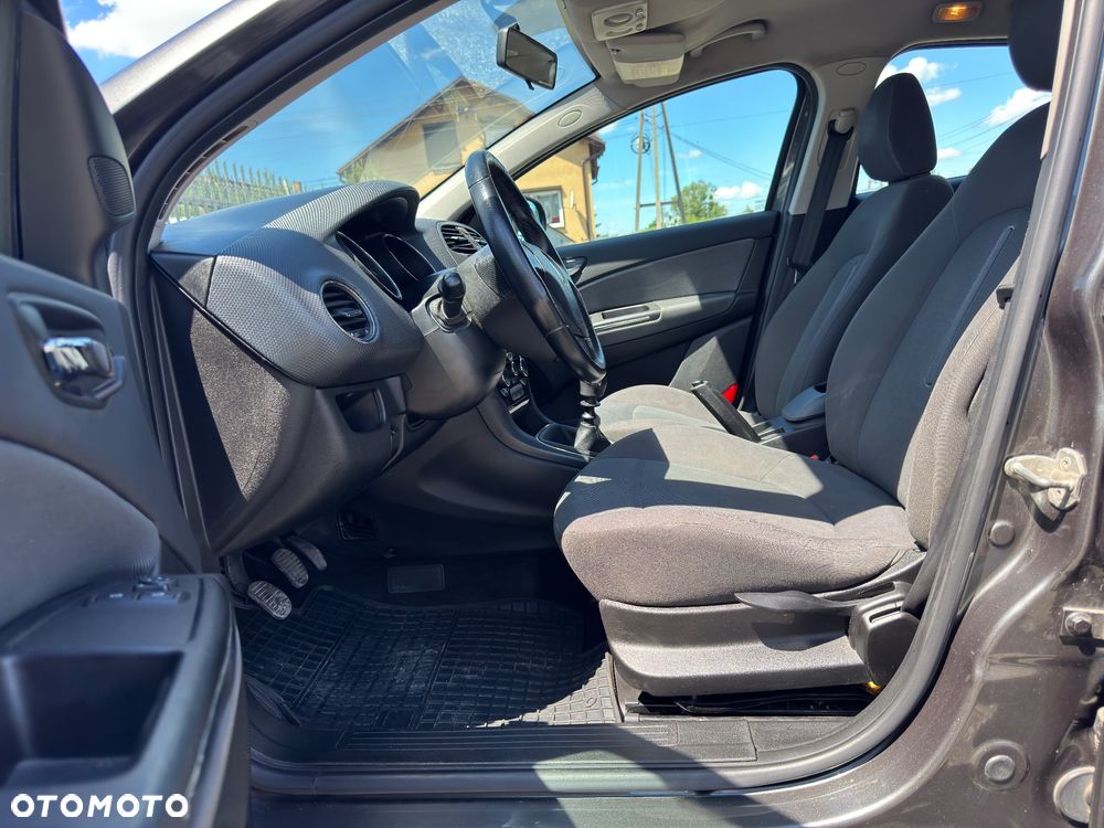 Fiat Bravo 1.4 16V Estiva Plus - 13