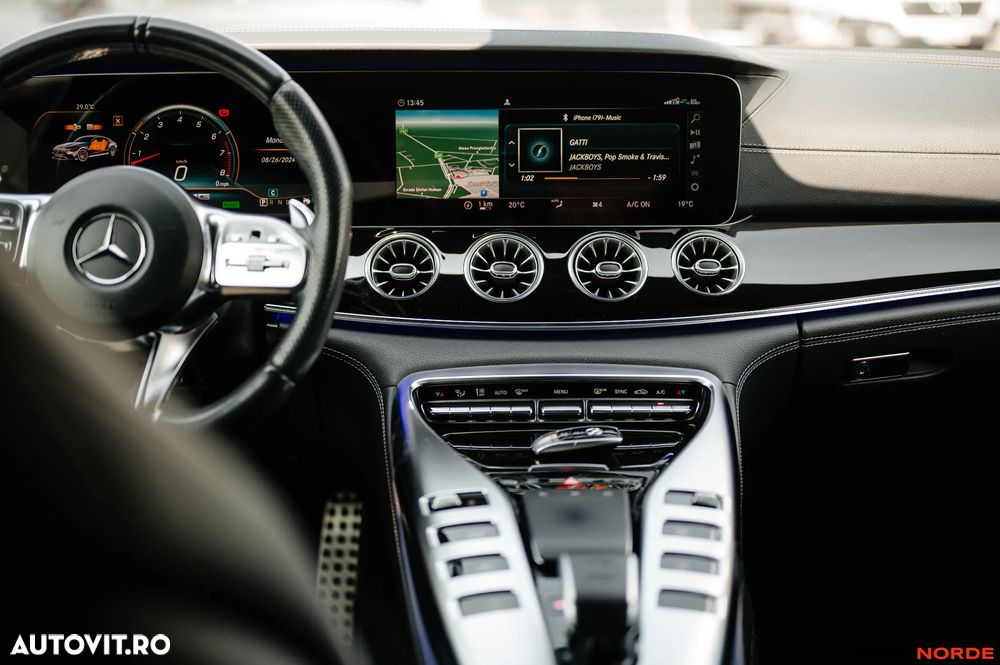 Mercedes-Benz AMG - 23