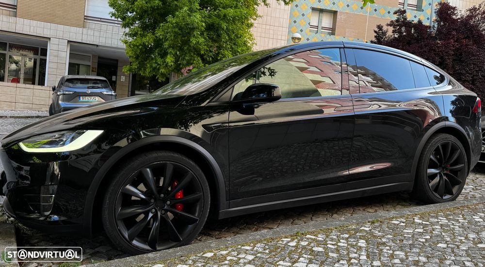 Tesla Model X P100D - 1