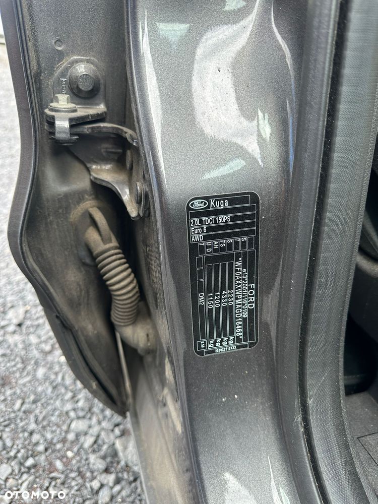 Ford Kuga 2.0 TDCi 4x4 Titanium - 13
