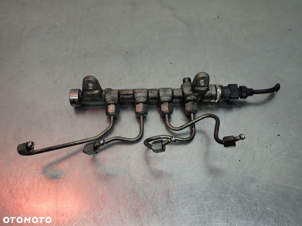 LISTWA WTRYSKOWA FIAT BRAVO II - 2