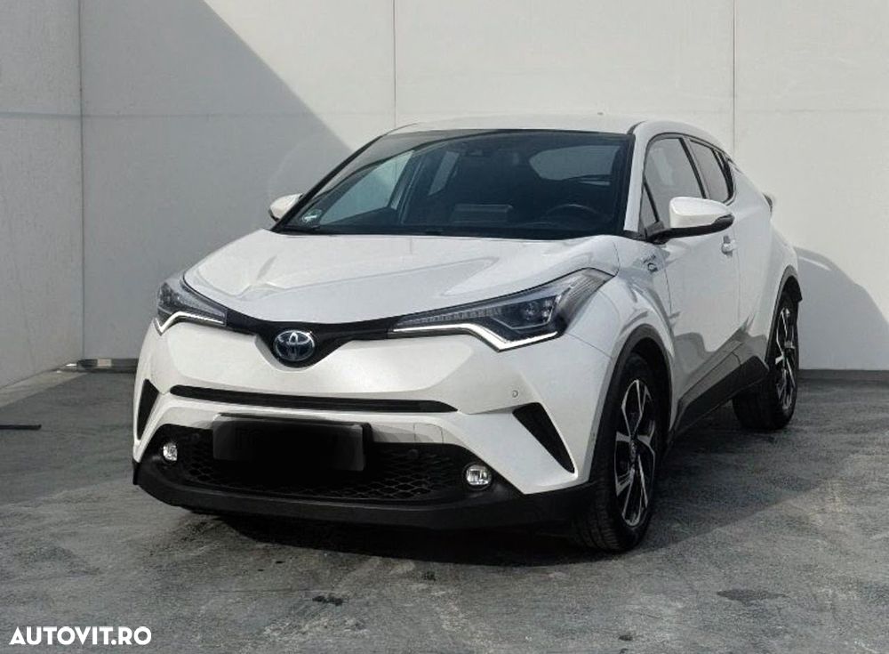 Toyota C-HR Lounge - 1