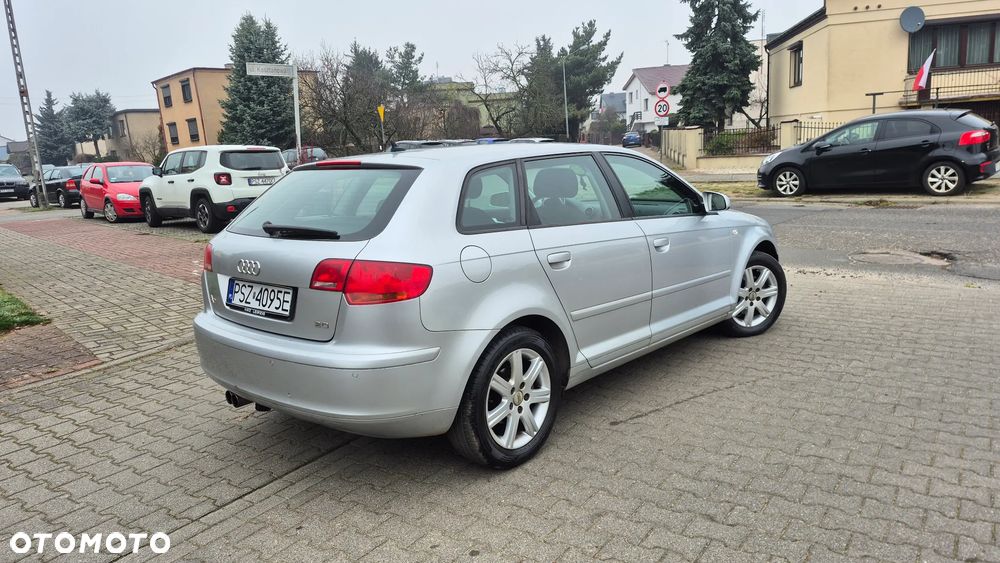 Audi A3 Sportback - 13