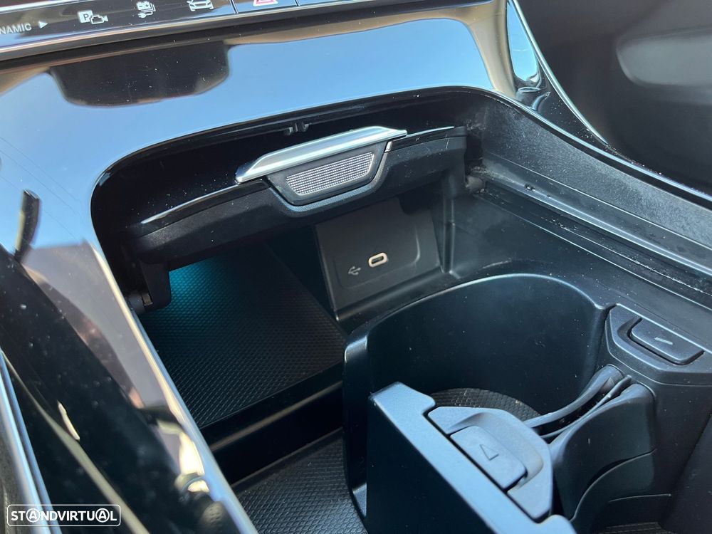 Mercedes-Benz C 300 e T 9G-TRONIC AMG Line - 33