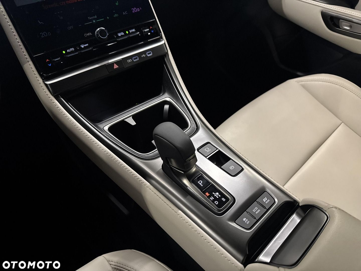 Lexus LBX 1.5 Hybrid Elegant - 22