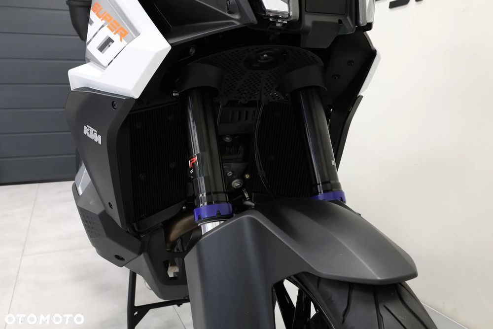 KTM Super Adventure - 20