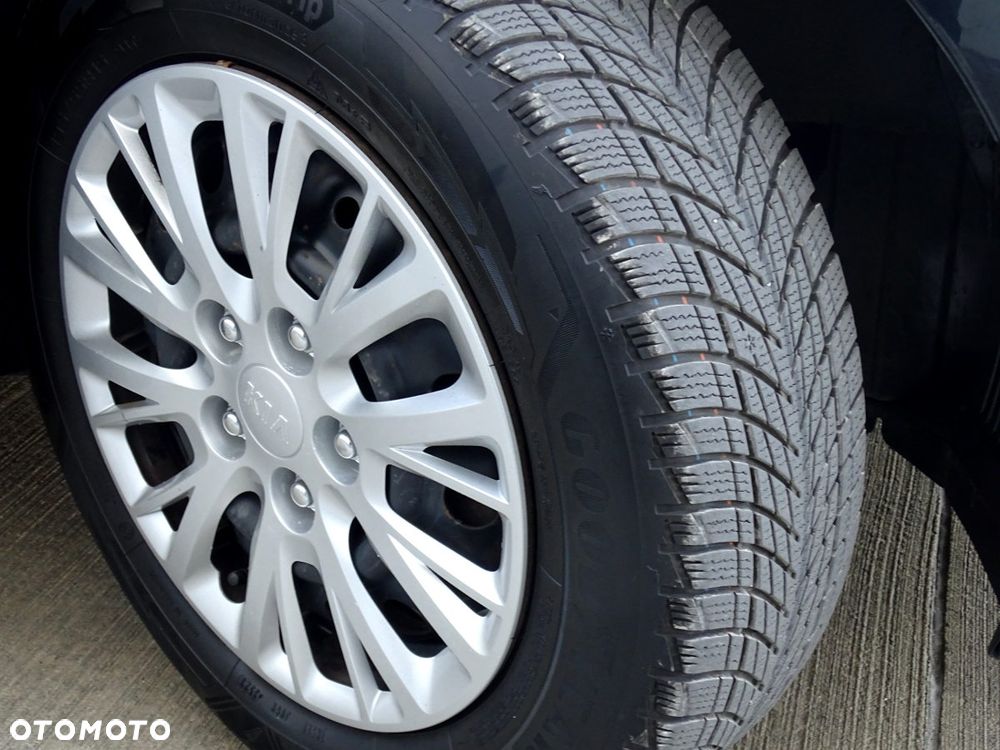 Kia Ceed 1.4 Attract - 22