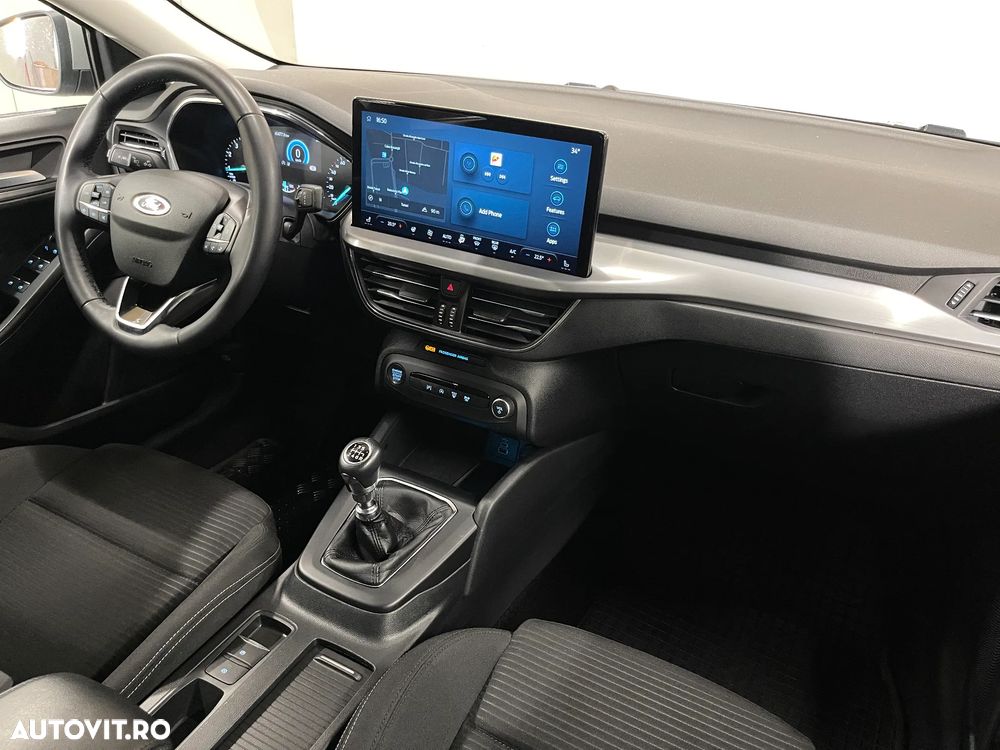 Ford Focus 1.0 EcoBoost Titanium - 9