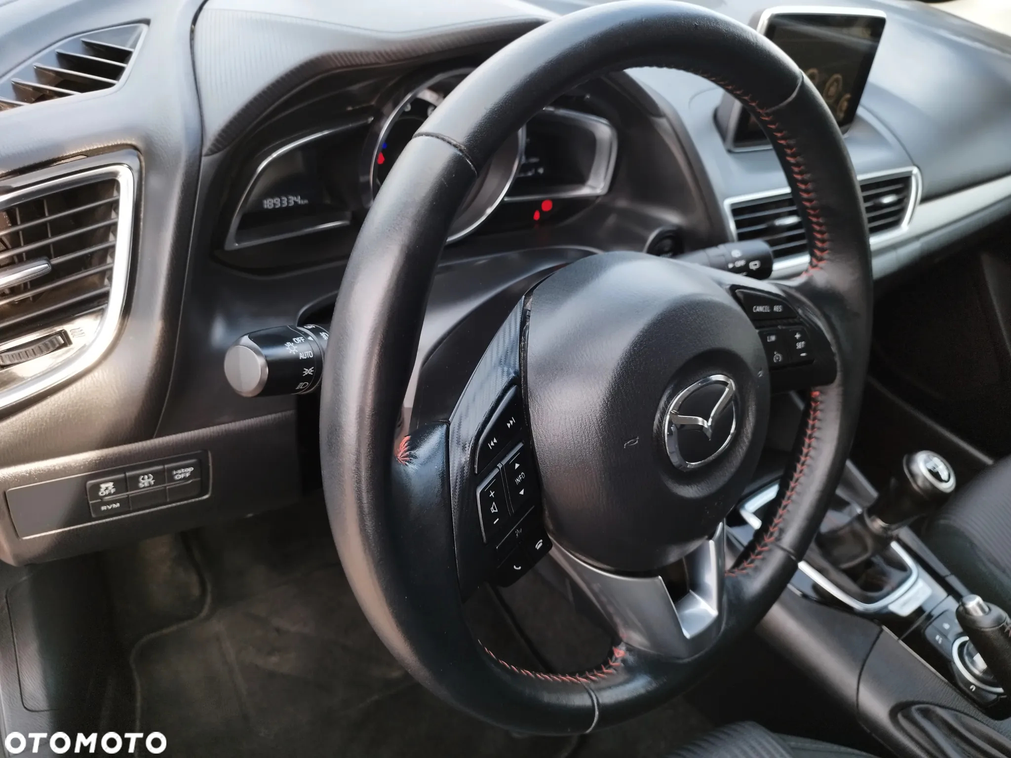 Mazda 3 SKYACTIV-G 120 Urban Limited - 10