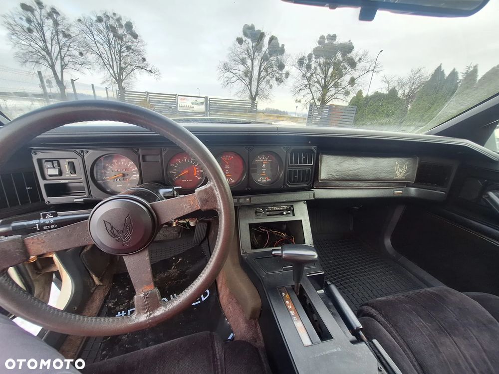 Pontiac Firebird - 26