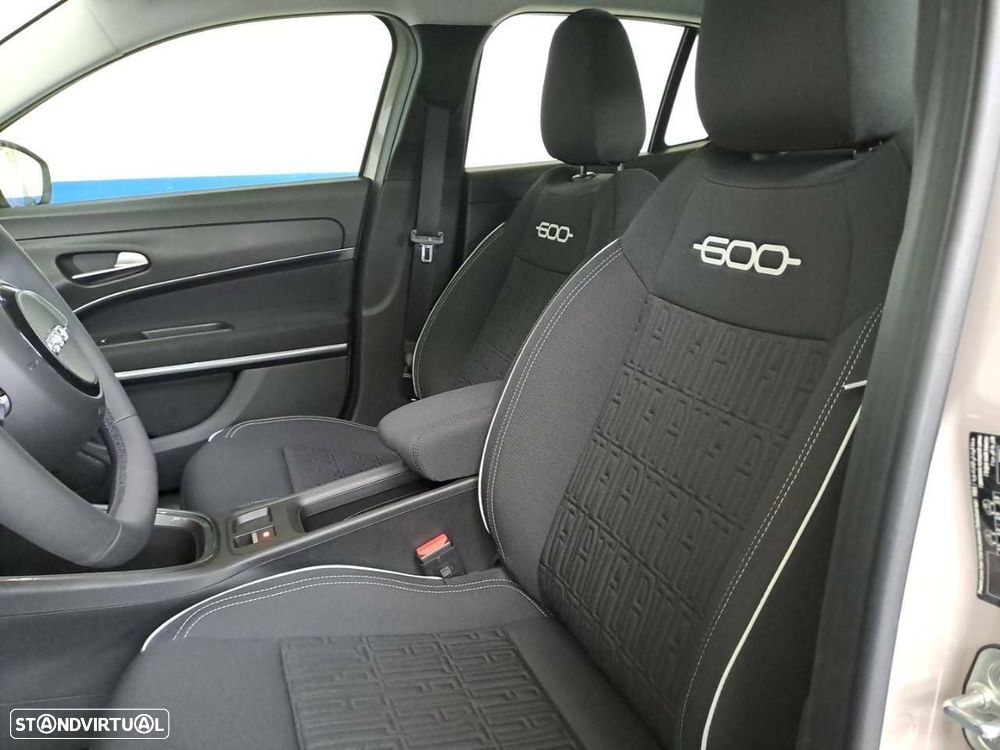 Fiat 600 1.2 Hybrid - 9