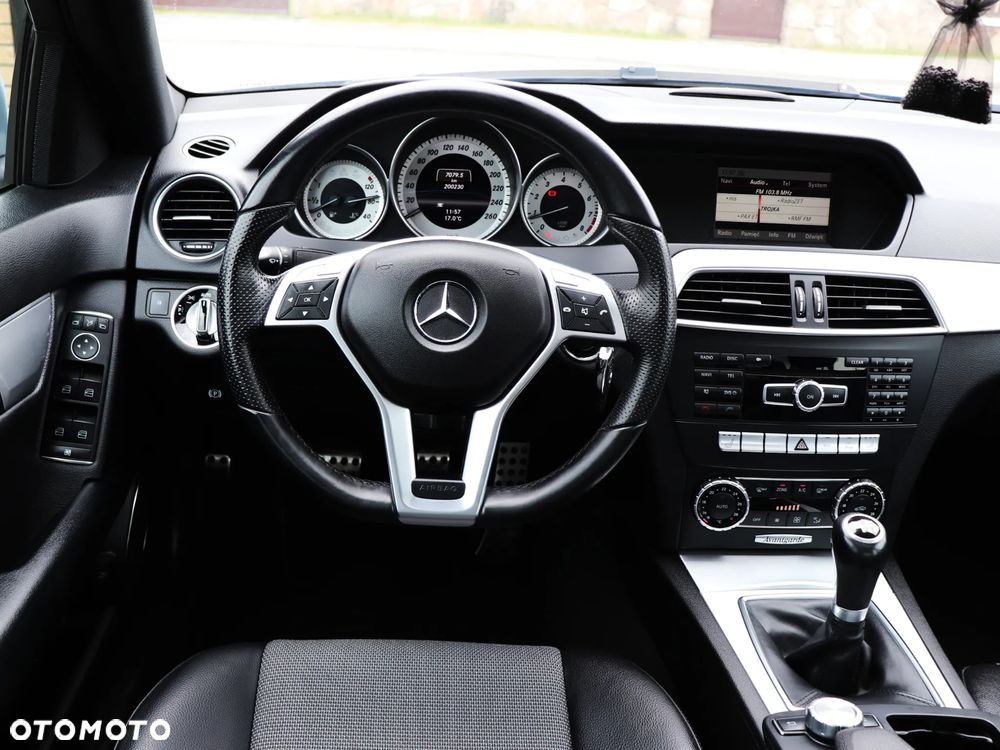 Mercedes-Benz Klasa C 200 Kompressor Avantgarde - 32