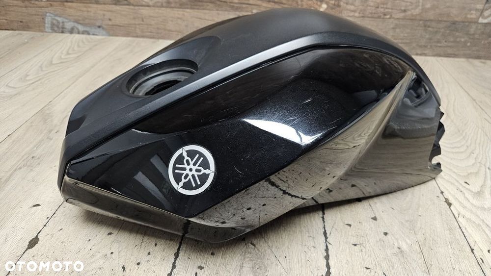 Nakładka zbiornika Yamaha YZF R125  5D7-F411A-01 - 5