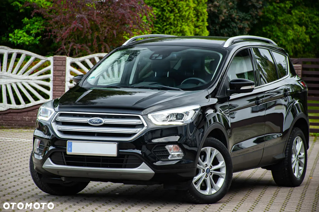 Ford Kuga 1.5 EcoBoost TITANIUM - 24