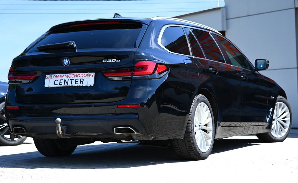 BMW Seria 5 530e - 34