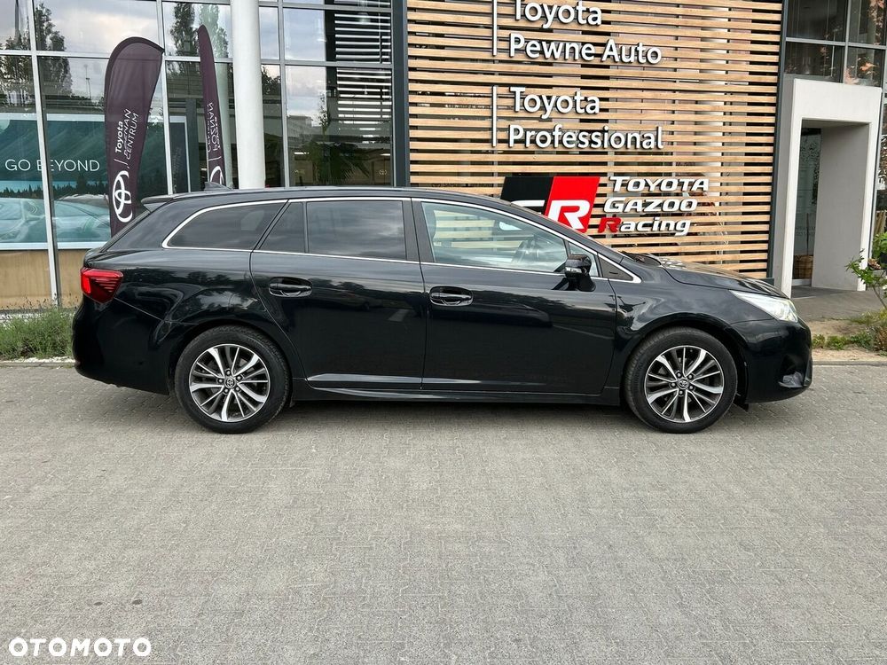 Toyota Avensis - 6