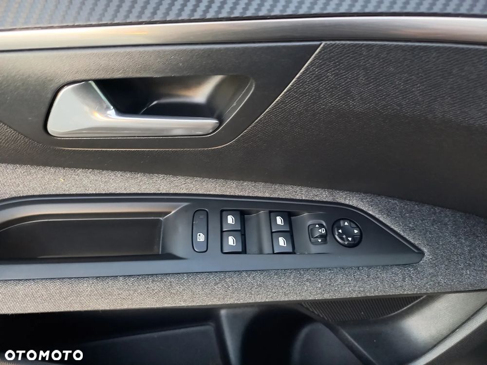 Peugeot 3008 BlueHDi 120 Stop & Start EAT6 Active Business-Paket - 35