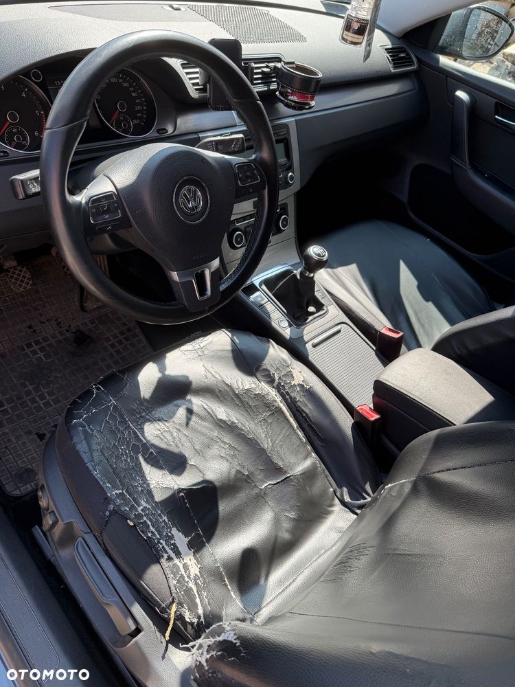 Volkswagen Passat 2.0 TDI BlueMotion Technology Comfortline - 7