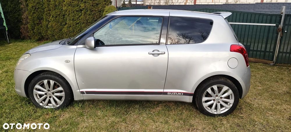 Suzuki Swift 1.3 Sunlight Edition - 24