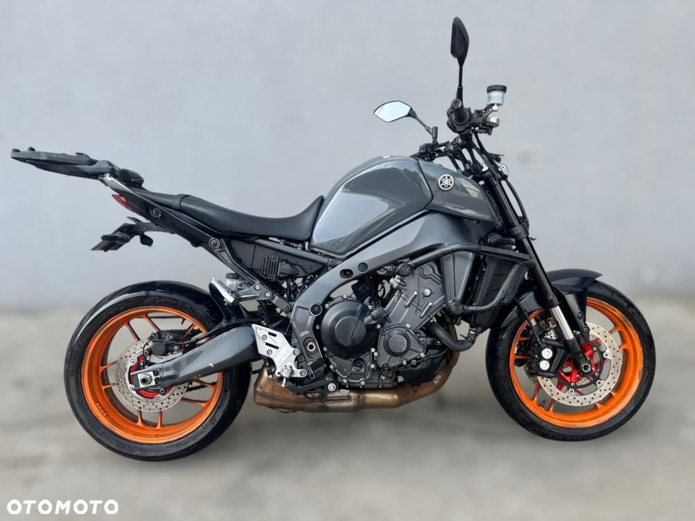 Yamaha MT - 2