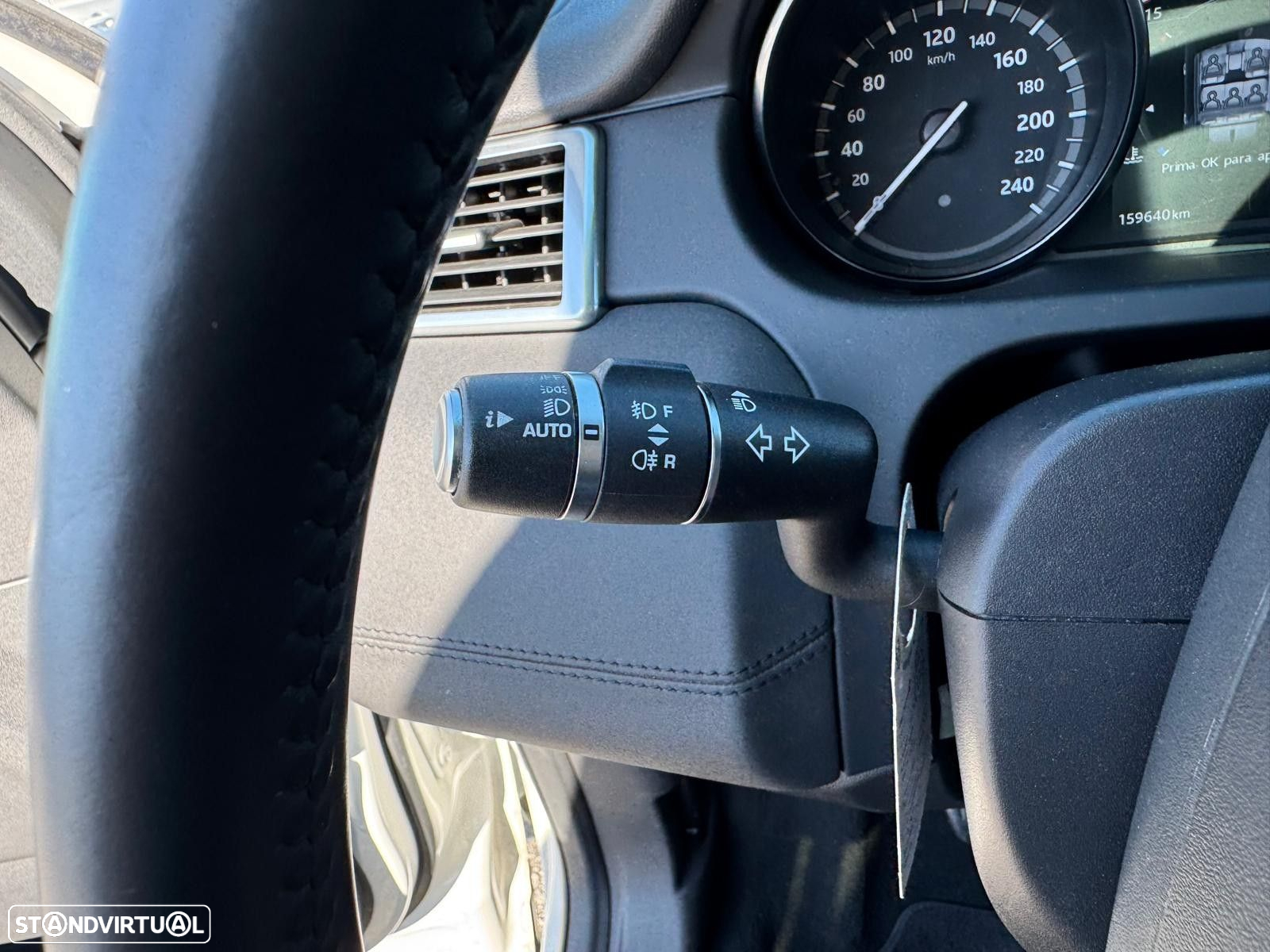 Land Rover Discovery Sport 2.0 eD4 HSE Luxury - 19