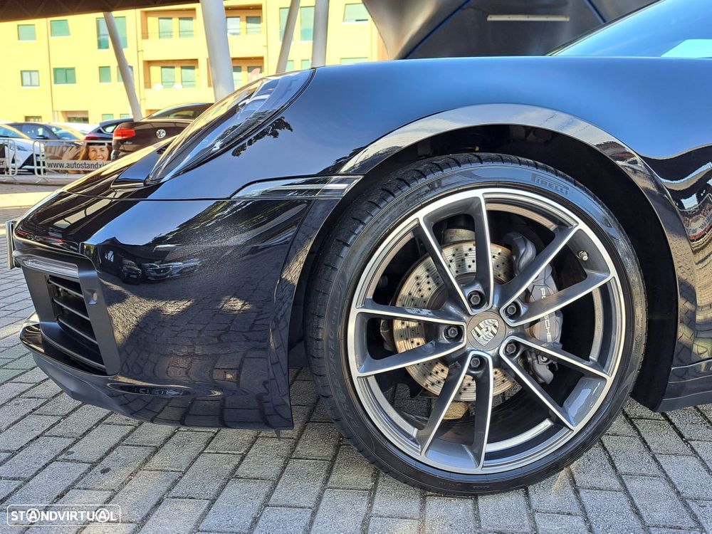 Porsche 911 (992) Carrera PDK - 19