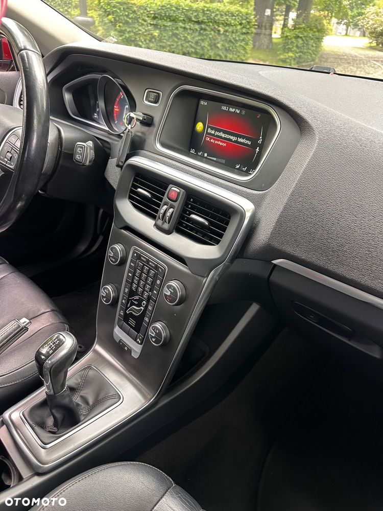 Volvo V40 D4 Inscription - 27