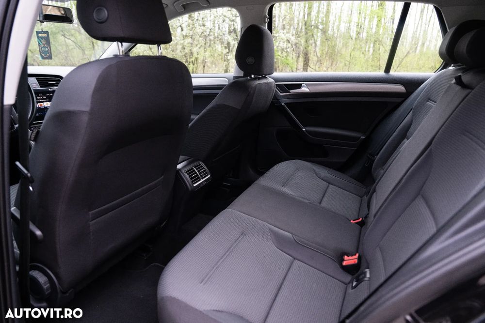 Volkswagen Golf 1.2 TSI BlueMotion Technology Comfortline - 15