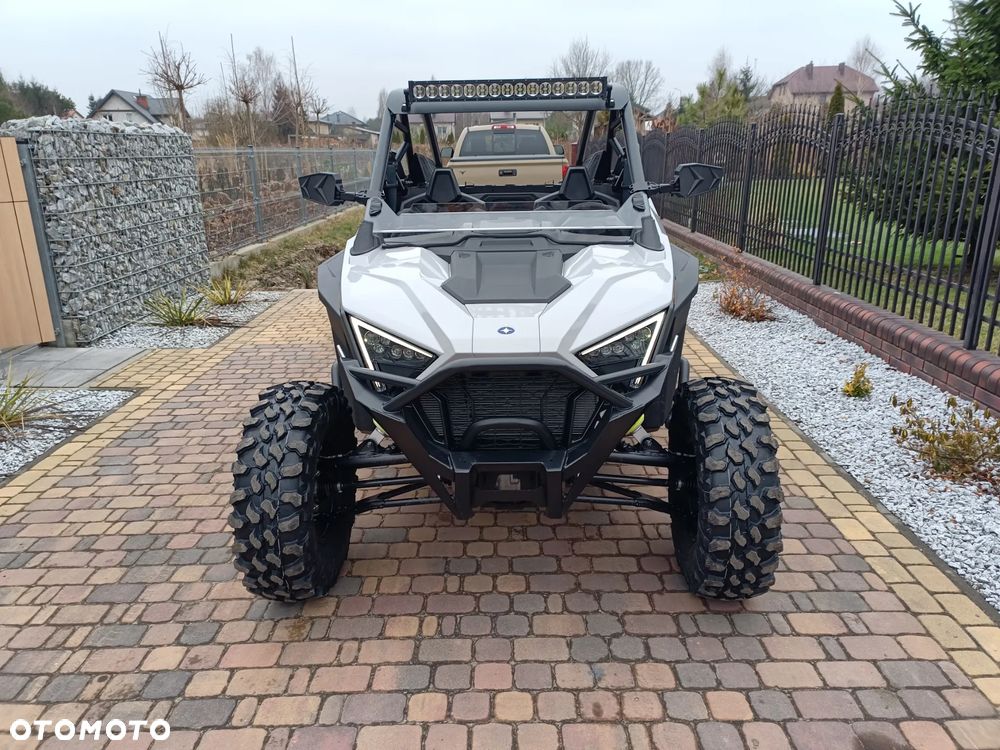 Polaris RZR - 1
