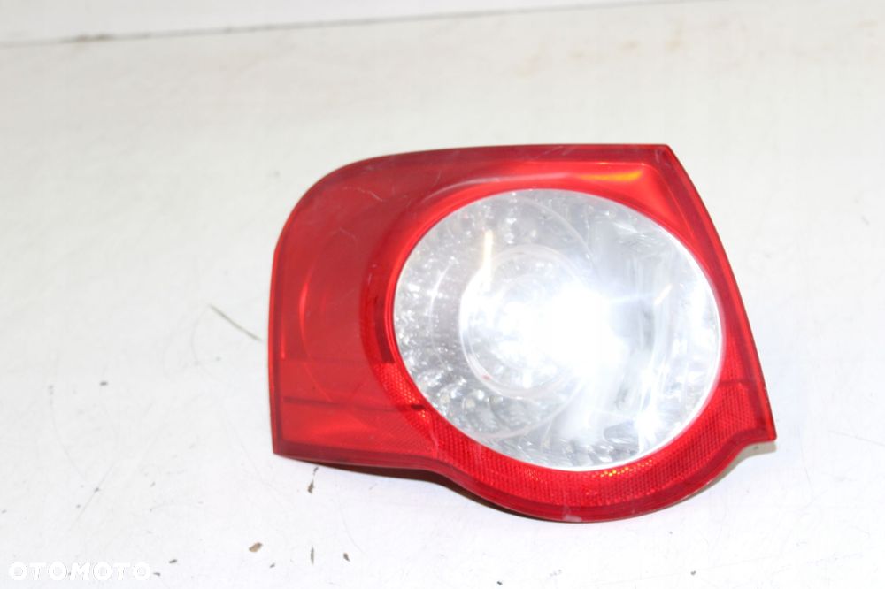 LAMPA LEWA TYŁ KOMBI VW PASSAT B6 NR. 3C9945095N - 1