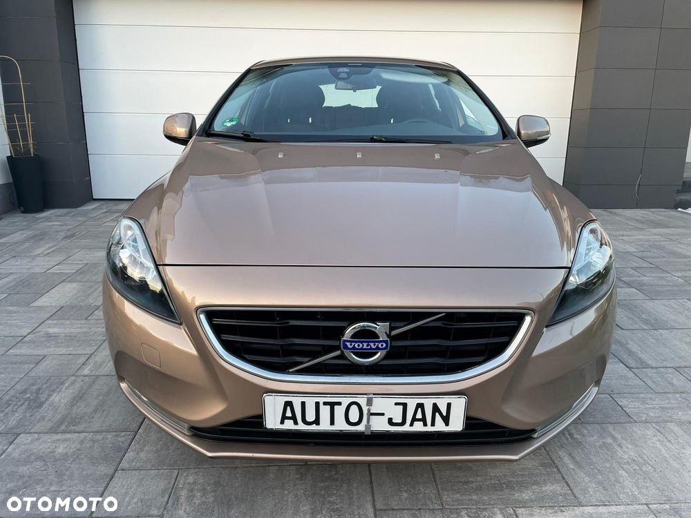 Volvo V40 D2 Summum - 10