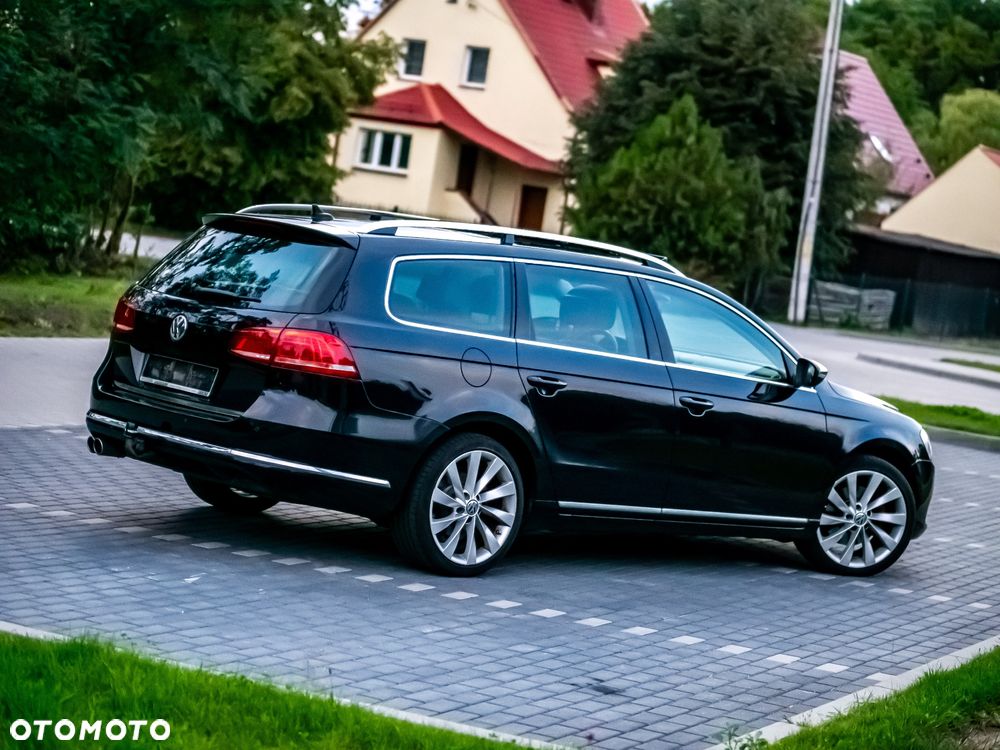 Volkswagen Passat 2.0 TDI DPF Highline - 12
