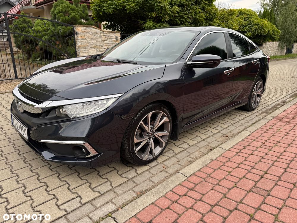 Honda Civic 1.5 i-VTEC Turbo CVT Executive - 1
