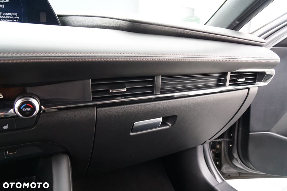Mazda 3 e-SKYACTIV-G 2.0 M HYBRID SELECTION - 41