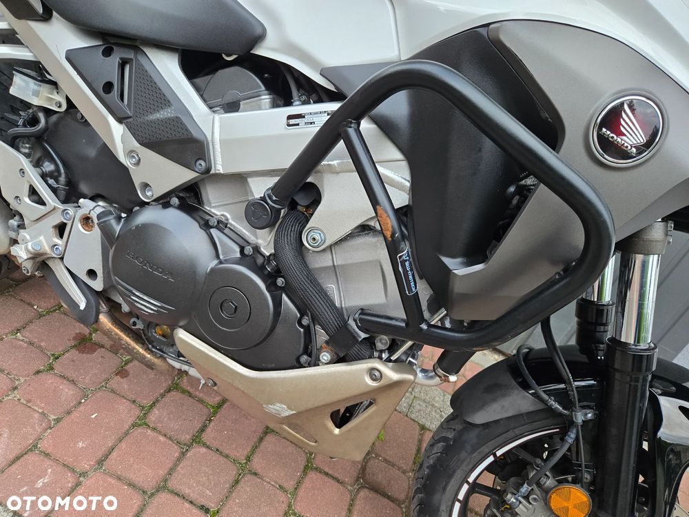 Honda VFR - 25