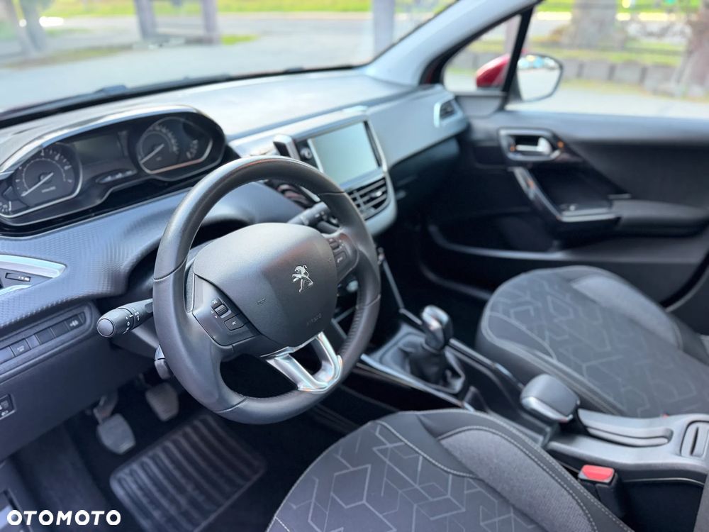 Peugeot 2008 1.2 Pure Tech Active - 26