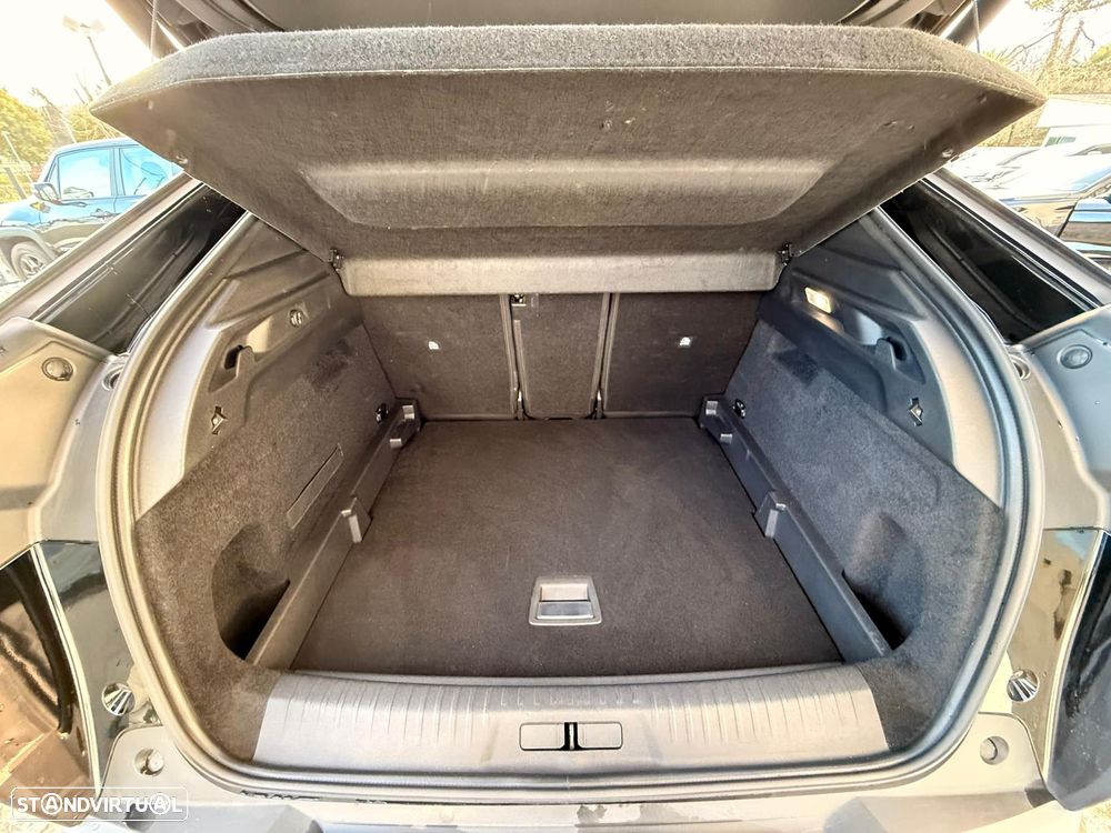 Peugeot 3008 1.2 Hybrid GT e-DCS6 - 18