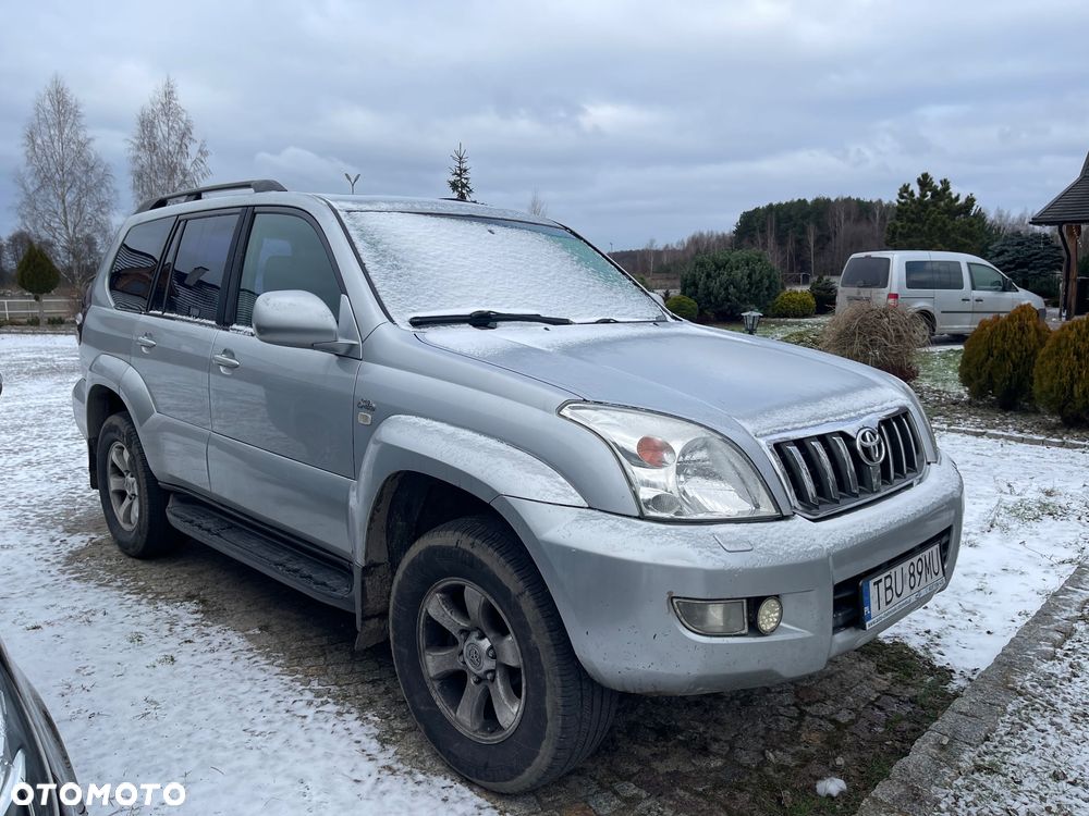 Toyota Land Cruiser - 2