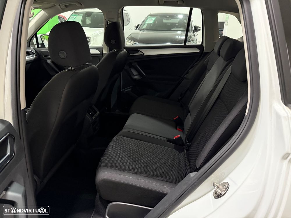 VW Tiguan 1.6 TDI Tech - 8