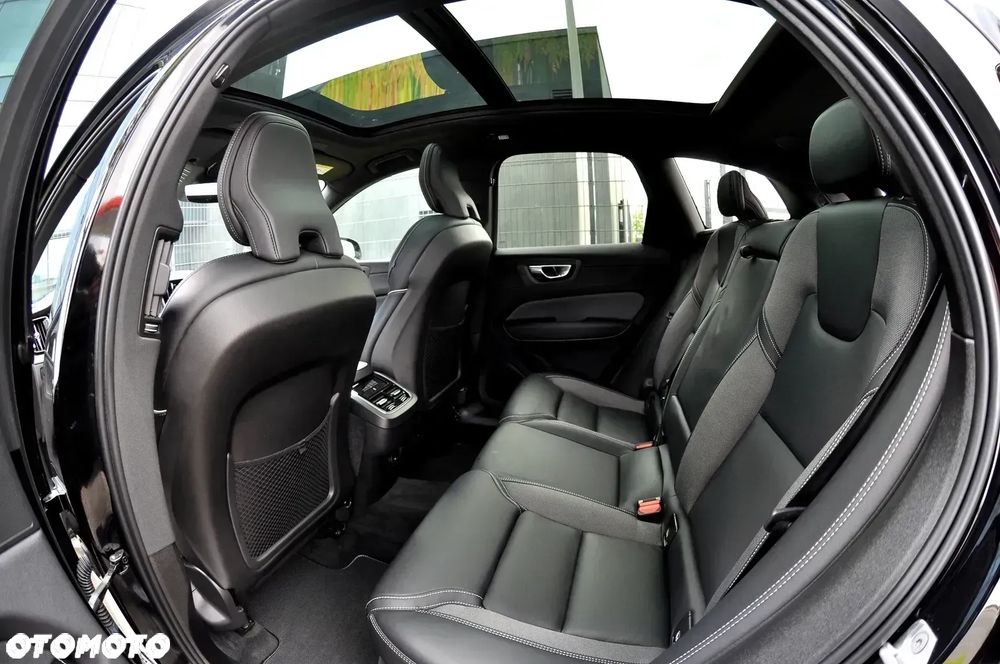Volvo XC 60 B4 B Geartronic RDesign - 31
