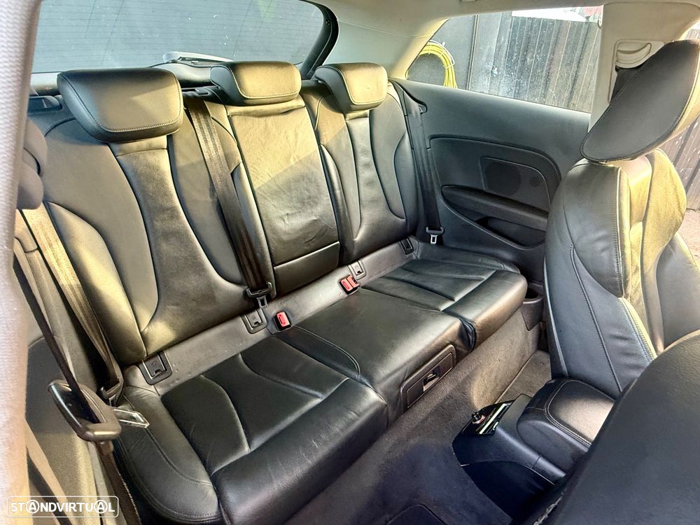 Audi A3 1.6 TDI S-line - 26