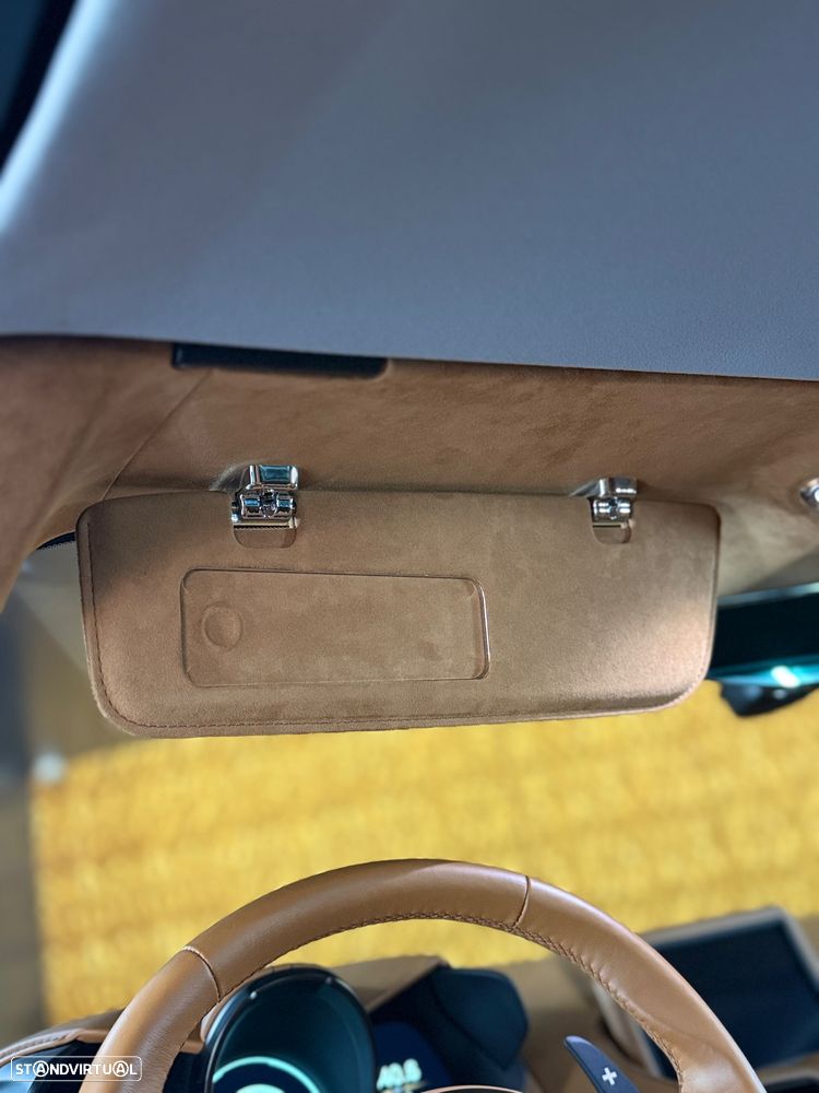 Aston Martin Vantage Roadster V8 - 30