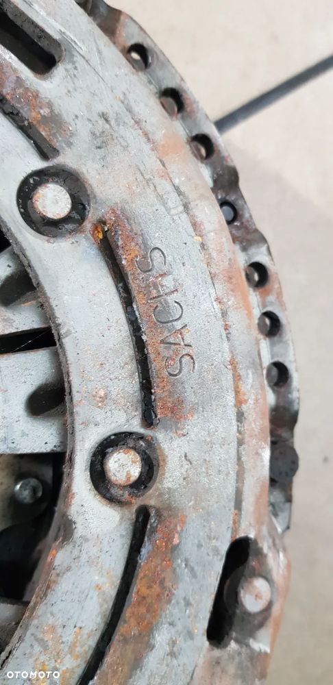 Volkswagen Golf V 1.9 Sprzęgło Koło Dwumasowe - 2
