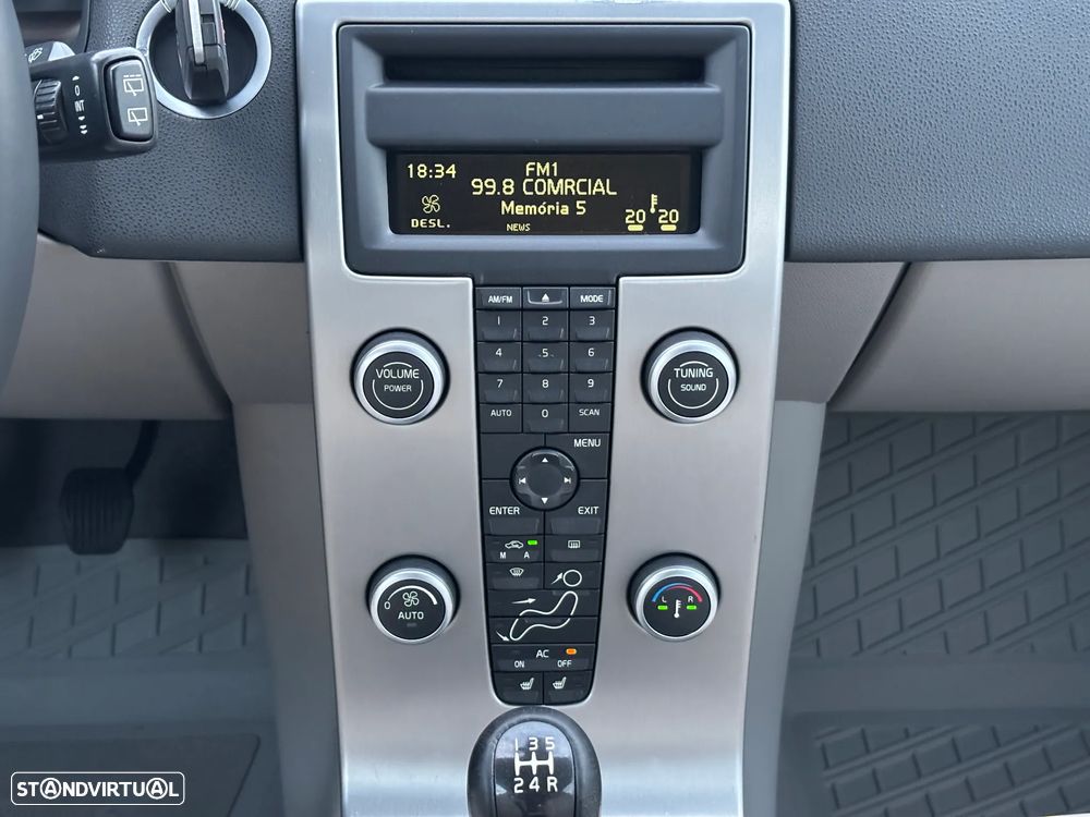 Volvo C30 1.6 D Drive Summum - 24