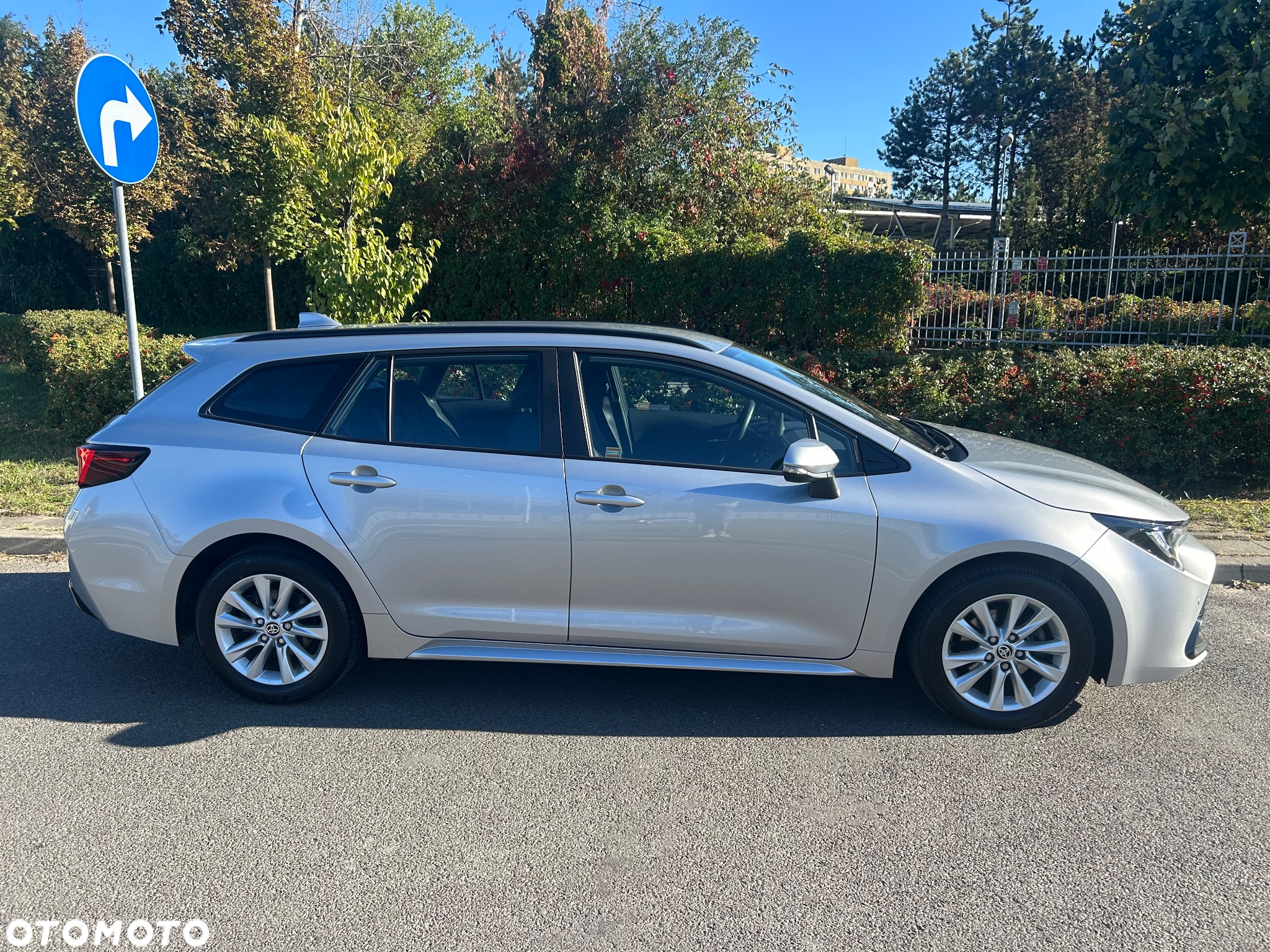 Toyota Corolla 1.8 Hybrid Style - 6