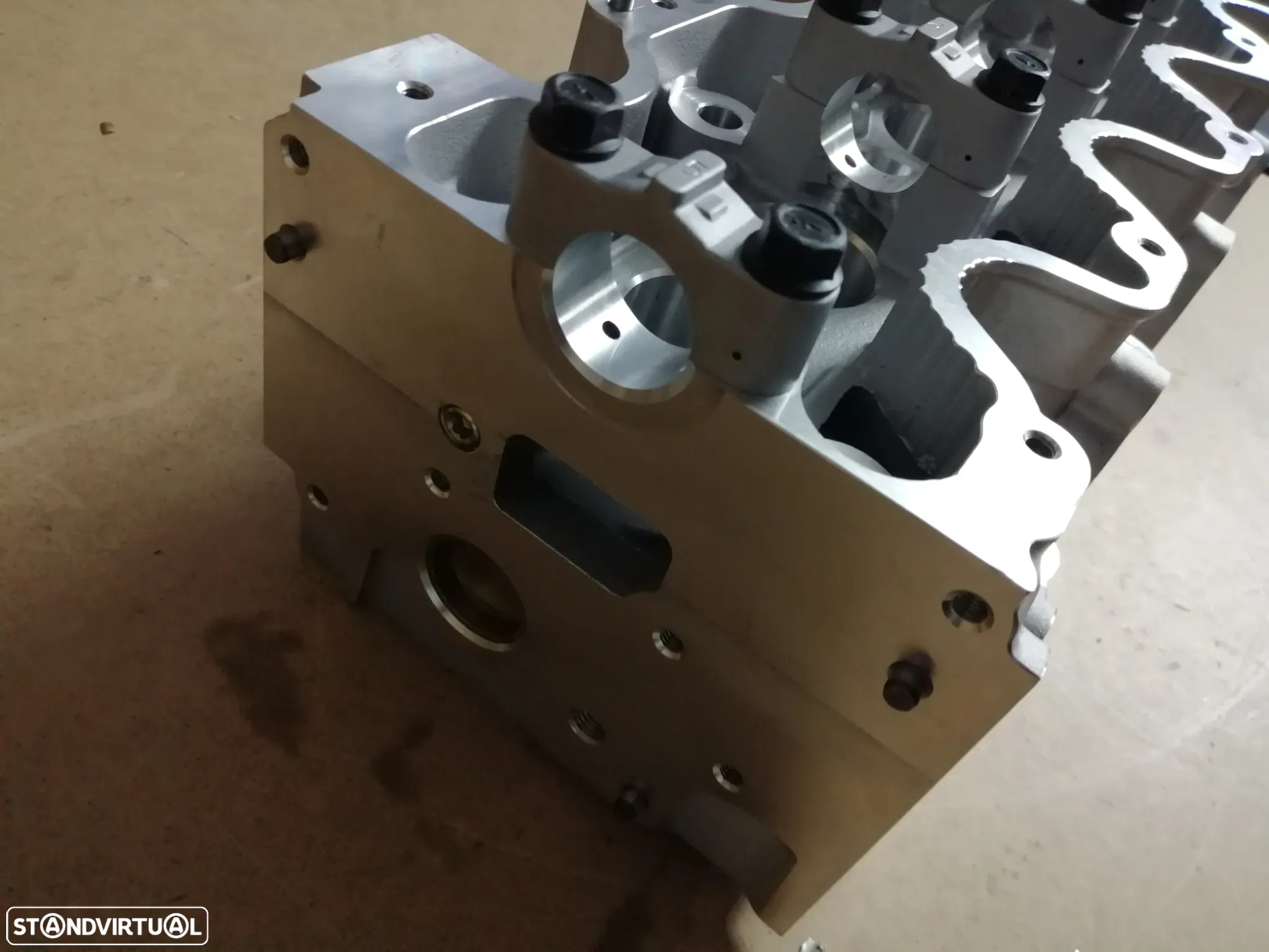 Cabeça de Motor 2.0 / 2.2 d/td - Toyota Avensis, Carina e Picnic Corolla Starvan 2.0 e 2.2 2C 2CT 3C 3CT 3CTE - 6